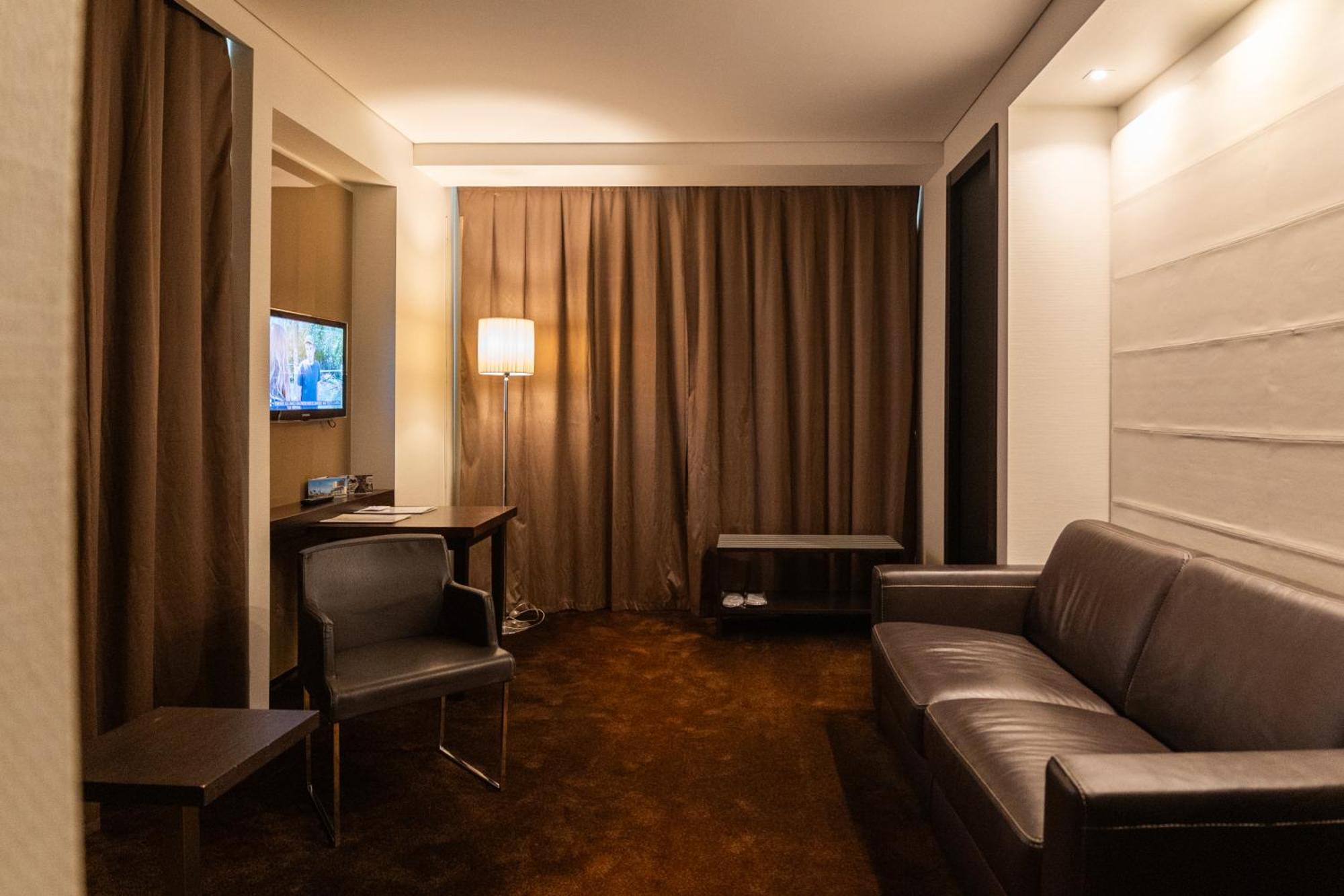 Junior Suite,1547545969:JPEG